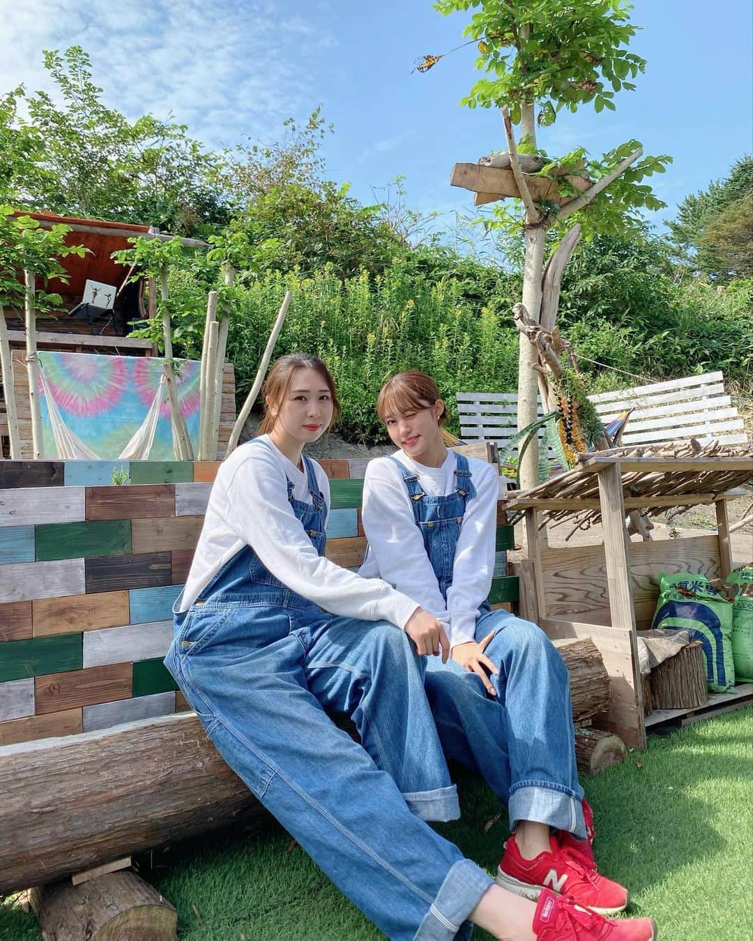 のインスタグラム：「. Photo by @saika_ringomusume   YouTubeの撮影でおじゃました @hide_and_seek_wbh 🌈💞 「産地直送！日本最高！！」みてねっ 来年の夏、青森のハワイの八戸の海に行ったらぜひ☺️ 音楽×海×お酒ができる夏はくるかなぁ〜🤤  #青森 #aomori #八戸 #海の家 #haideandseek #うみのいえ #ビーチ #夏 #summer #aomorigram」
