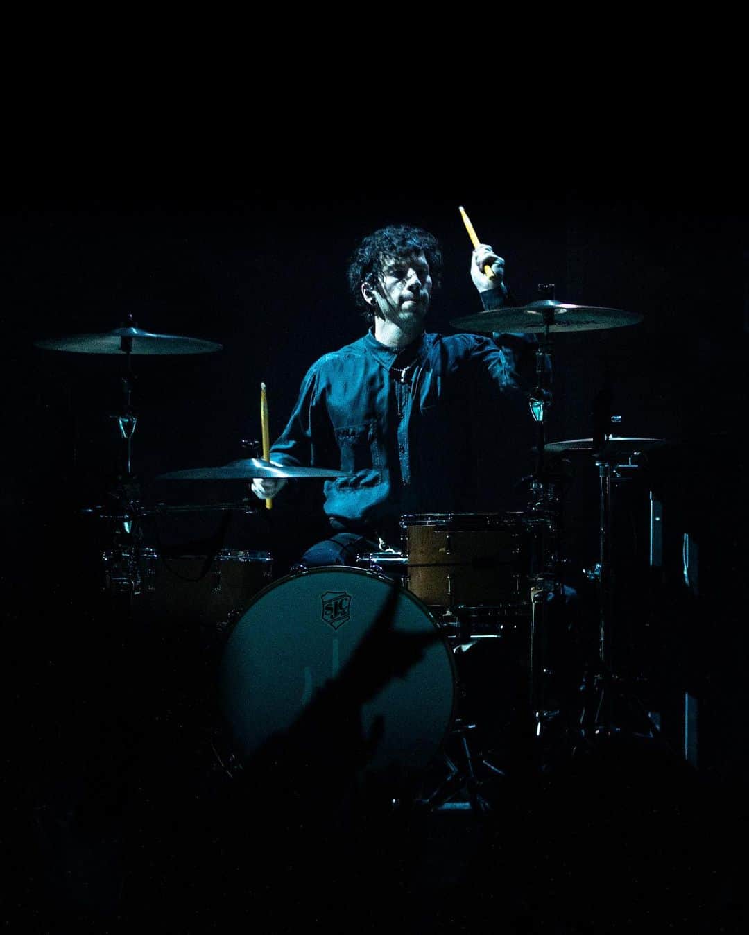 ジョシュ・ダンさんのインスタグラム写真 - (ジョシュ・ダンInstagram)「playing drums!」9月13日 23時44分 - joshuadun