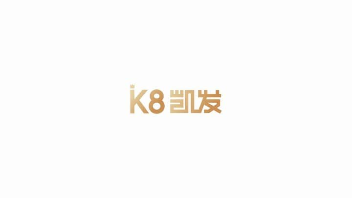 ヴェスレイ・スナイデルのインスタグラム：「K8 and I wish you and your family a happy and safe Mid-Autumn Festival.  To all my Chinese friends and my K8 Family May the round moon bring you a happy family and a successful future..#K8 #凯发娱乐」