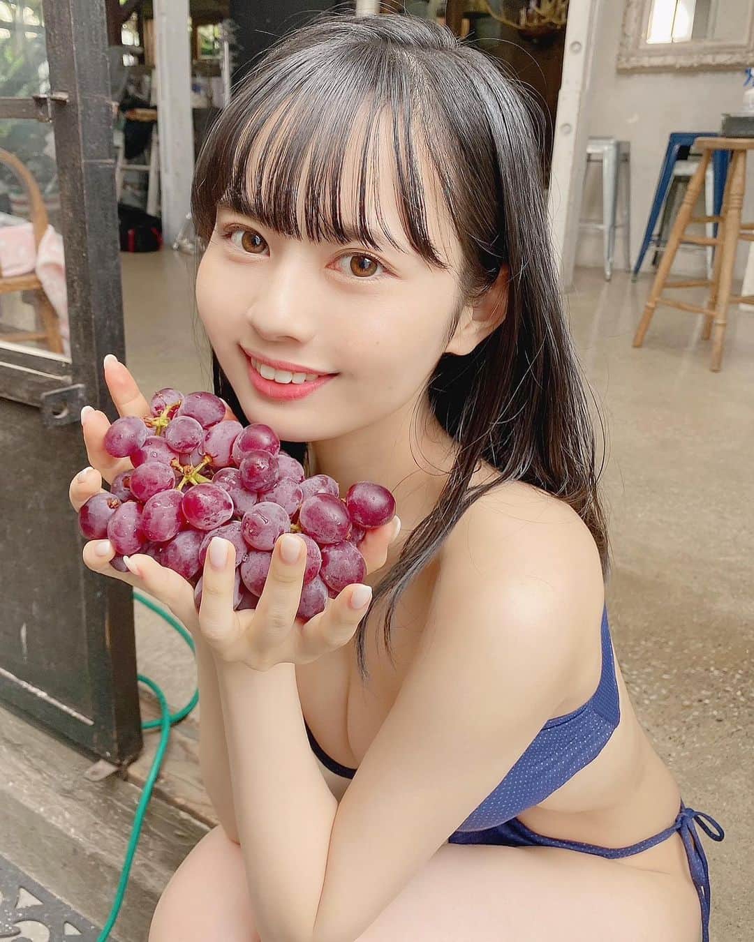 近藤沙瑛子のインスタグラム：「おはよう🍇 インスタに載せてなかった！ ・  #撮影  #水着  #アイドル  #グラビア  #黒髪  #偶像  #bomb  #japanesegirl  #japaneseidol  #idol」