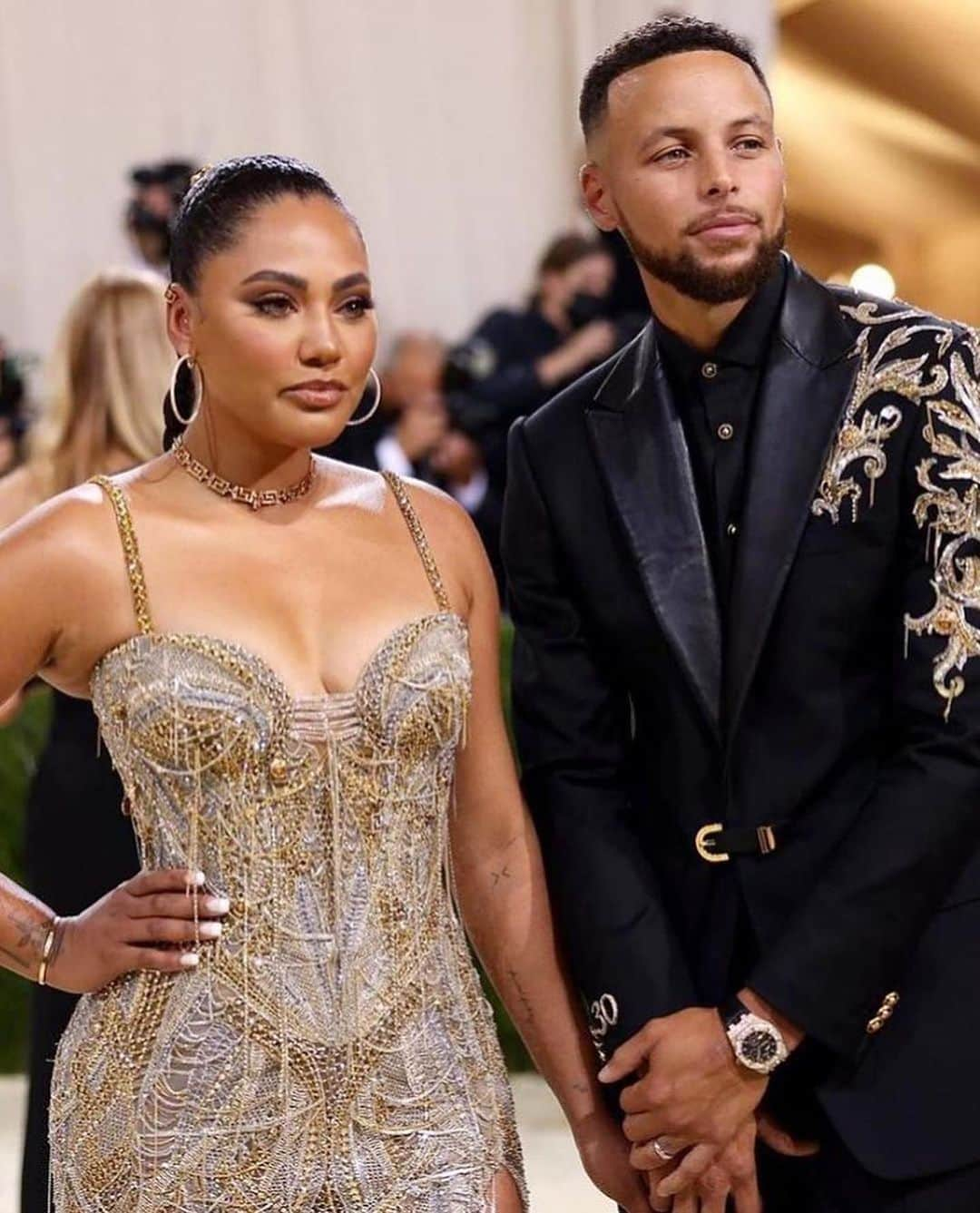 ステフィン・カリーさんのインスタグラム写真 - (ステフィン・カリーInstagram)「One for the books! Met Gala ‘21 w/ @ayeshacurry ….stay for the end #inspirational   @yusefwright  @jasonbolden  @versace  #metgala  #met」9月14日 14時07分 - stephencurry30