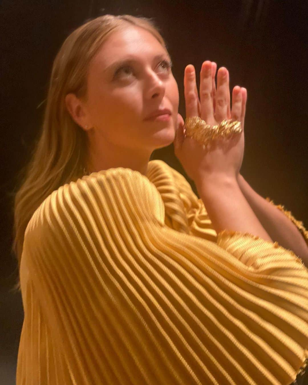 マリア・シャラポワさんのインスタグラム写真 - (マリア・シャラポワInstagram)「Mustard, but make it tres chic. 🧡 Thoughtfully crafted by @gabrielahearst #metgala2021」9月14日 14時55分 - mariasharapova