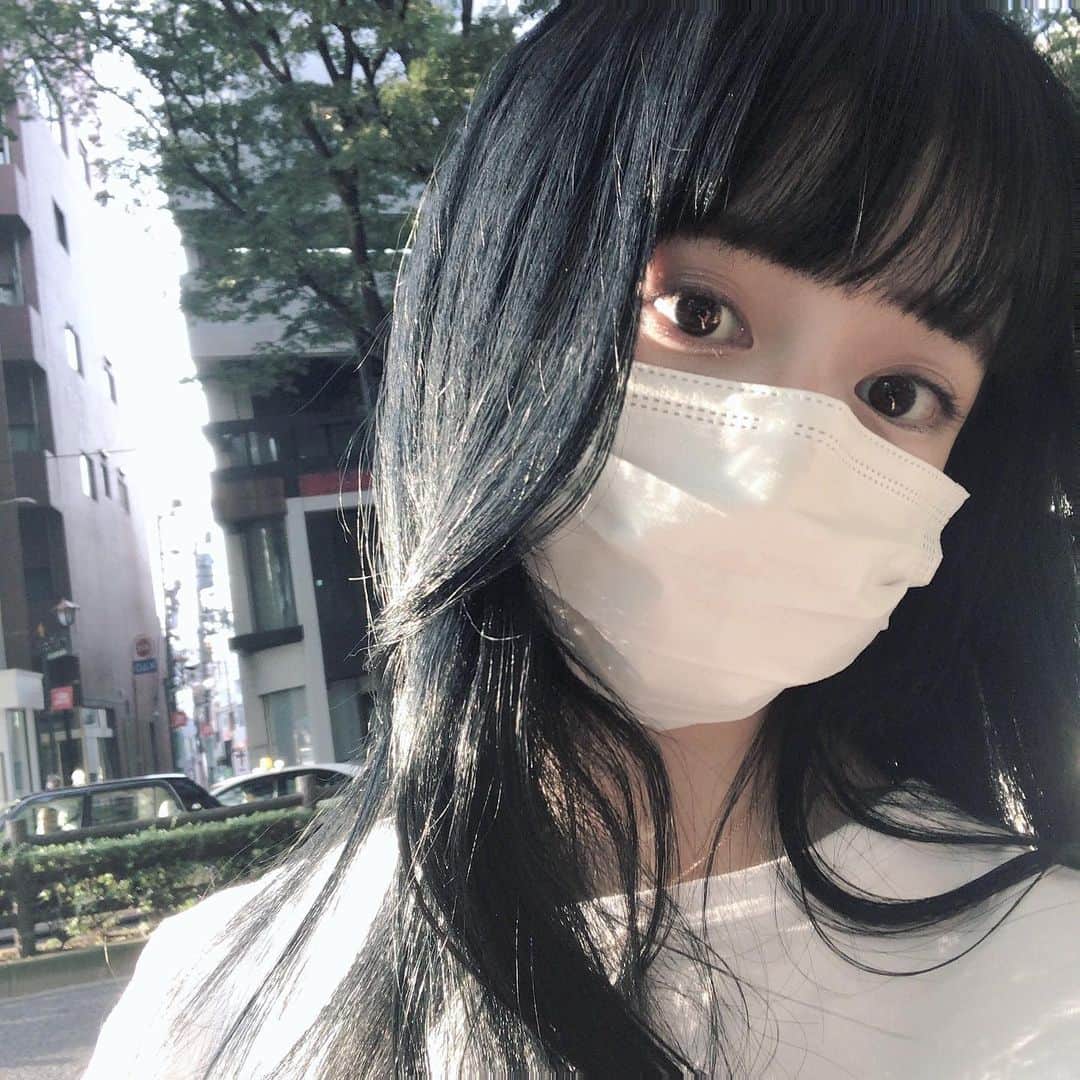 中川梨花さんのインスタグラム写真 - (中川梨花Instagram)「. BLUE BLACK🖤🤍」9月14日 22時37分 - rikanakagawa_official