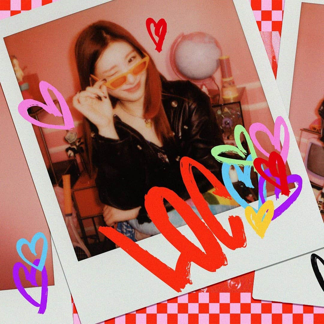 ITZYさんのインスタグラム写真 - (ITZYInstagram)「ITZY The 1st Album <CRAZY IN LOVE>   Photobook Preview #OOTD #CHAERYEONG   💟 TITLE TRACK "LOCO" 💟 2021.09.24 FRI 1PM (KST) | 0AM (EST)   <CRAZY IN LOVE> Pre-orders https://orcd.co/crazyinlove   #ITZY #있지 @itzy.all.in.us #MIDZY #믿지 #CRAZYINLOVE #LOCO #ITZYComeback」9月15日 0時10分 - itzy.all.in.us