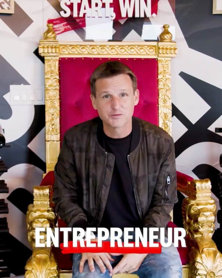 ロブ・ディアデックのインスタグラム：「If you have to ask whether you should be an entrepreneur, the answer is no.」