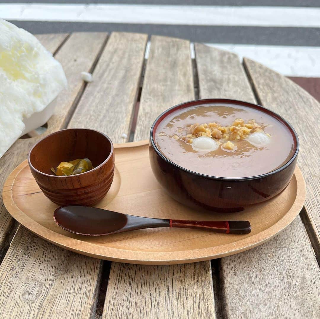 藤原ヒロシさんのインスタグラム写真 - (藤原ヒロシInstagram)「@velley_velley  めちゃ良いかき氷。 栗のお汁粉も最高。 暖かいスープのサービスも沁みました。」10月13日 22時23分 - fujiwarahiroshi