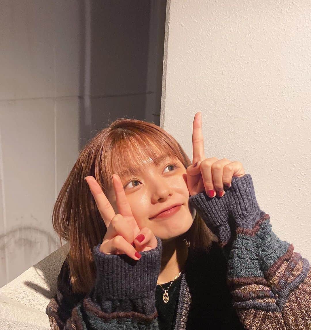 足立佳奈のインスタグラム：「21歳もたくさん笑ったよー🙂 ありがと〜21歳っ。」