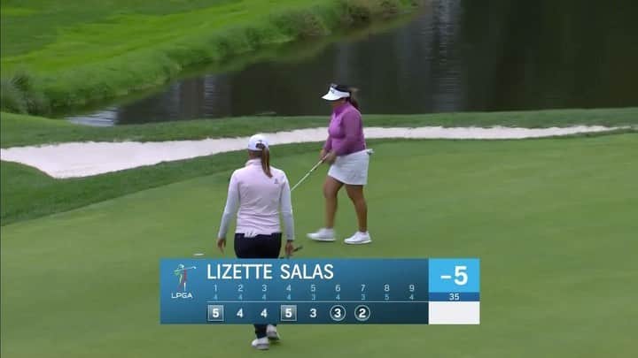 リセット・サラスのインスタグラム：「That's a ✌🏽! @lpgafounders #TeamSalas #BreastCancerAwareness 💓🎀」