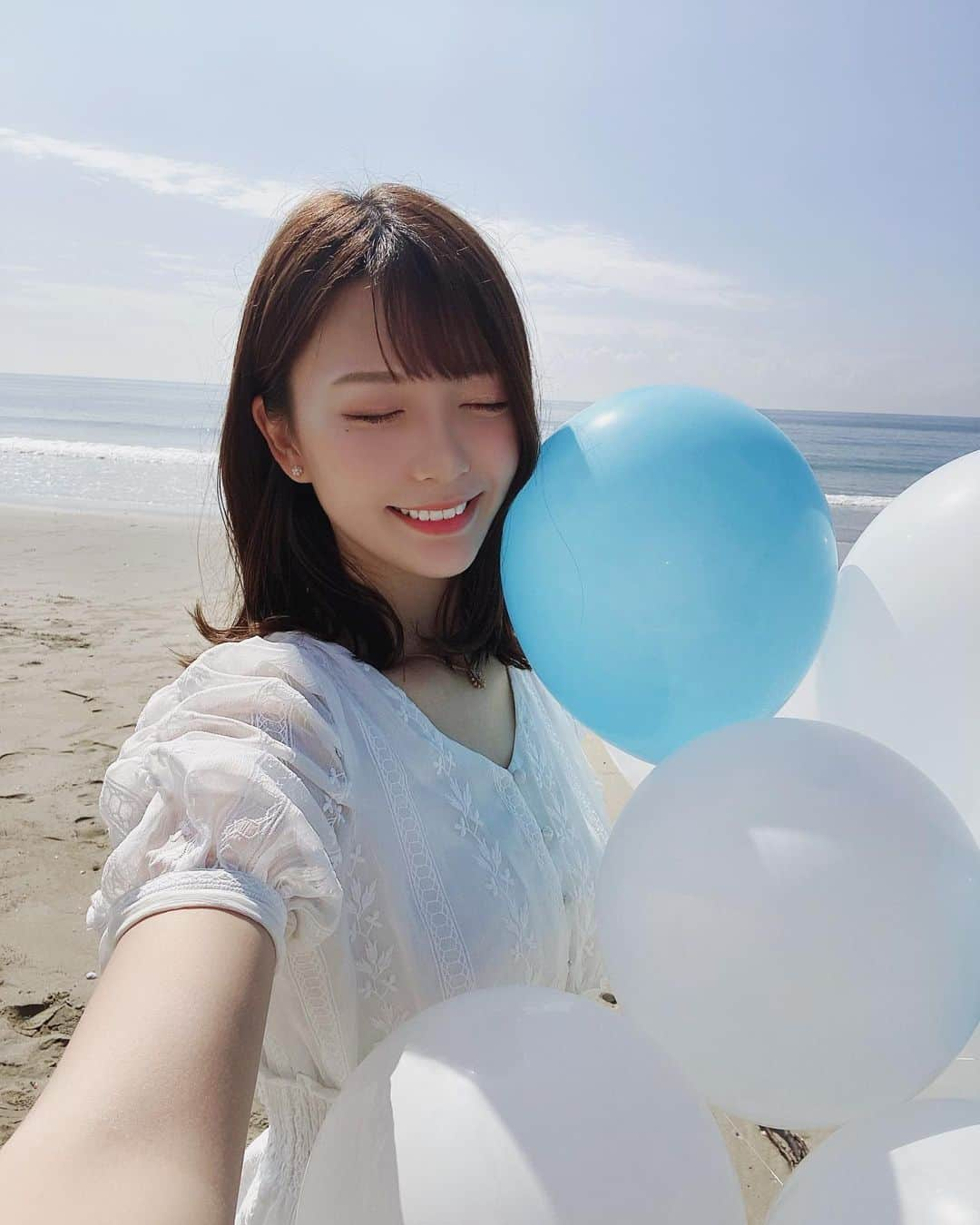 せなななせのインスタグラム：「海撮💙💙」