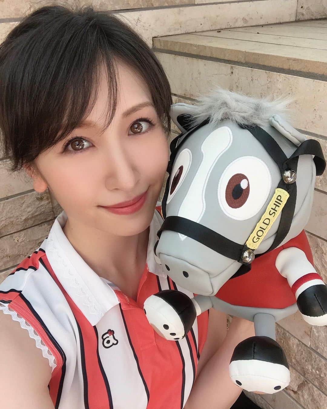 横山ルリカさんのインスタグラム写真 - (横山ルリカInstagram)「. 大好きなゴルシのヘッドカバー⛳️ キュン🥰🤍❤️🤍❤️  #ゴールドシップ #🦄🦄🦄  #ゴルフ #ドライバー #ヘッドカバー #⛳️⛳️⛳️ #ゴルフウェアレディース  #archivio #アルチビオ」10月10日 0時43分 - rurika_yokoyama_official