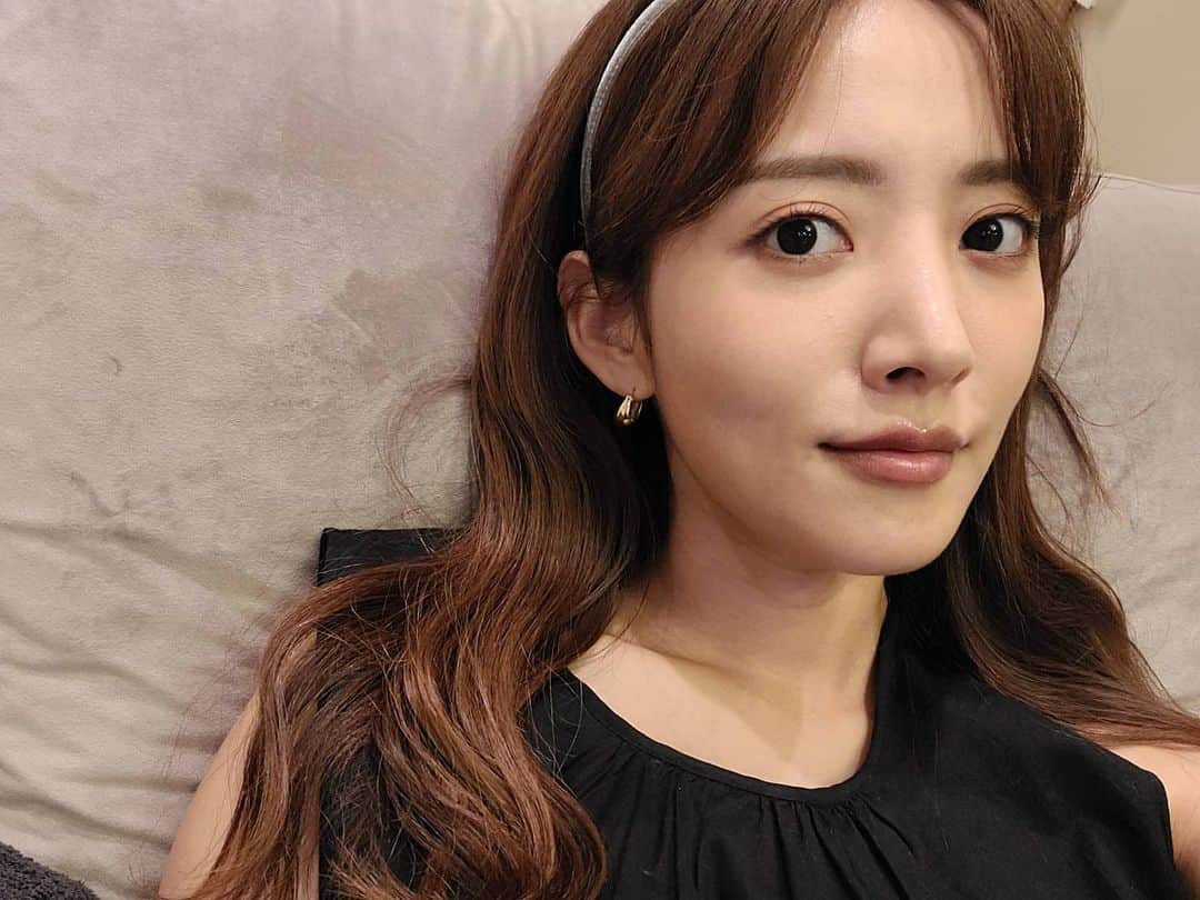 のインスタグラム：「マスクして妊婦生活するとふらふらしてしまう。。 ちょっとスーパー行くだけで目の前真っ白になったりしちゃって😢 コロナ禍の妊婦さん達、本当に尊敬します。 がんばろーー🤰」