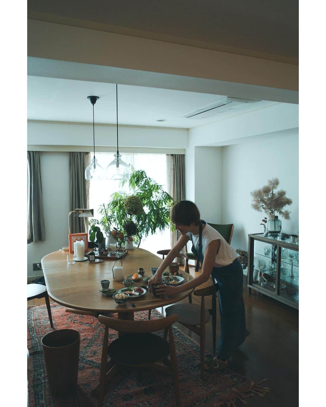高山都さんのインスタグラム写真 - (高山都Instagram)「東京、我が家、日曜日の朝、ご飯食べ終わったら雨上がってた。」10月10日 10時55分 - miyare38