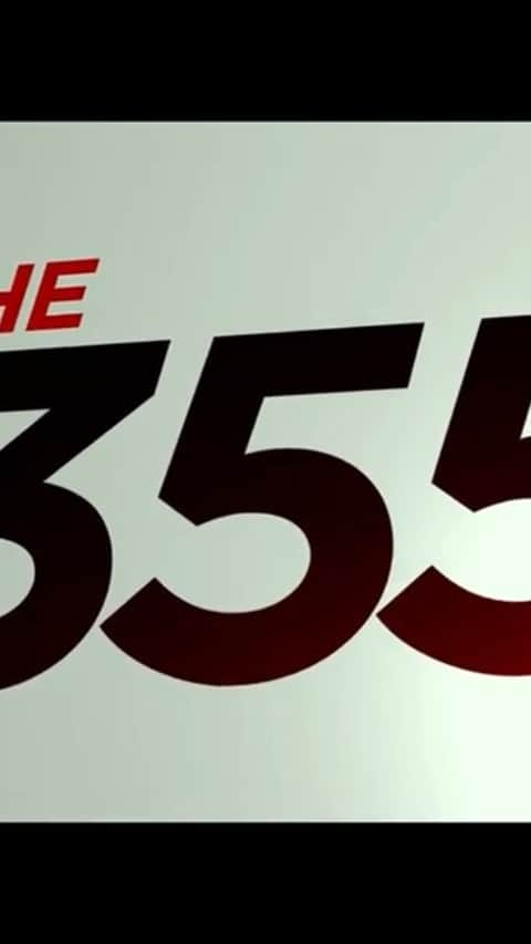 ペネロペ・クルスのインスタグラム：「#the355 😎」
