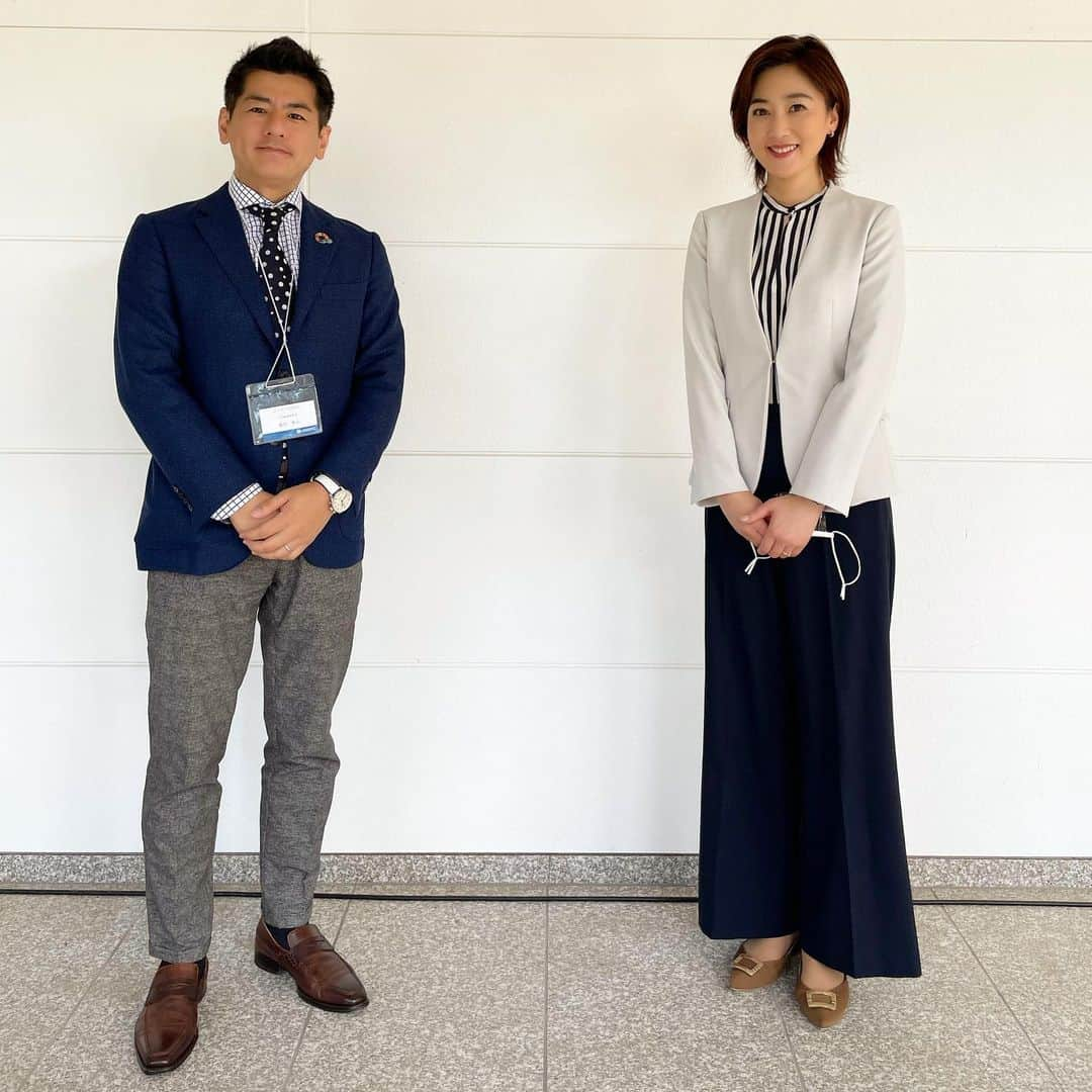 池尻和佳子さんのインスタグラム写真 - (池尻和佳子Instagram)「宗像国際環境会議、最終日司会やっています！  コメンテーターには、明治学園の同級生✴️シャボン玉石けんの森田隼人社長。絶対的な安心感‼︎  ありがとうございました😊 ごきげんよう。  #宗像大社#司会#コメンテーター#シャボン石けん #森田隼人 社長#安心感#ごきげんよう#同級生#北九州 #戸畑#若松#小倉#明治学園#中学校#43回生#rkb #アナウンサー#池尻和佳子#来月#特別#番組」10月10日 13時01分 - wakako_ikejiri_rkb