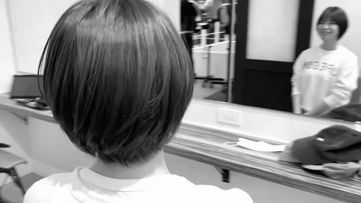 野村麻純のインスタグラム：「ﾃﾝﾃﾝ31𓃗 ⁡ はいっ　はいっ(条件反射)」