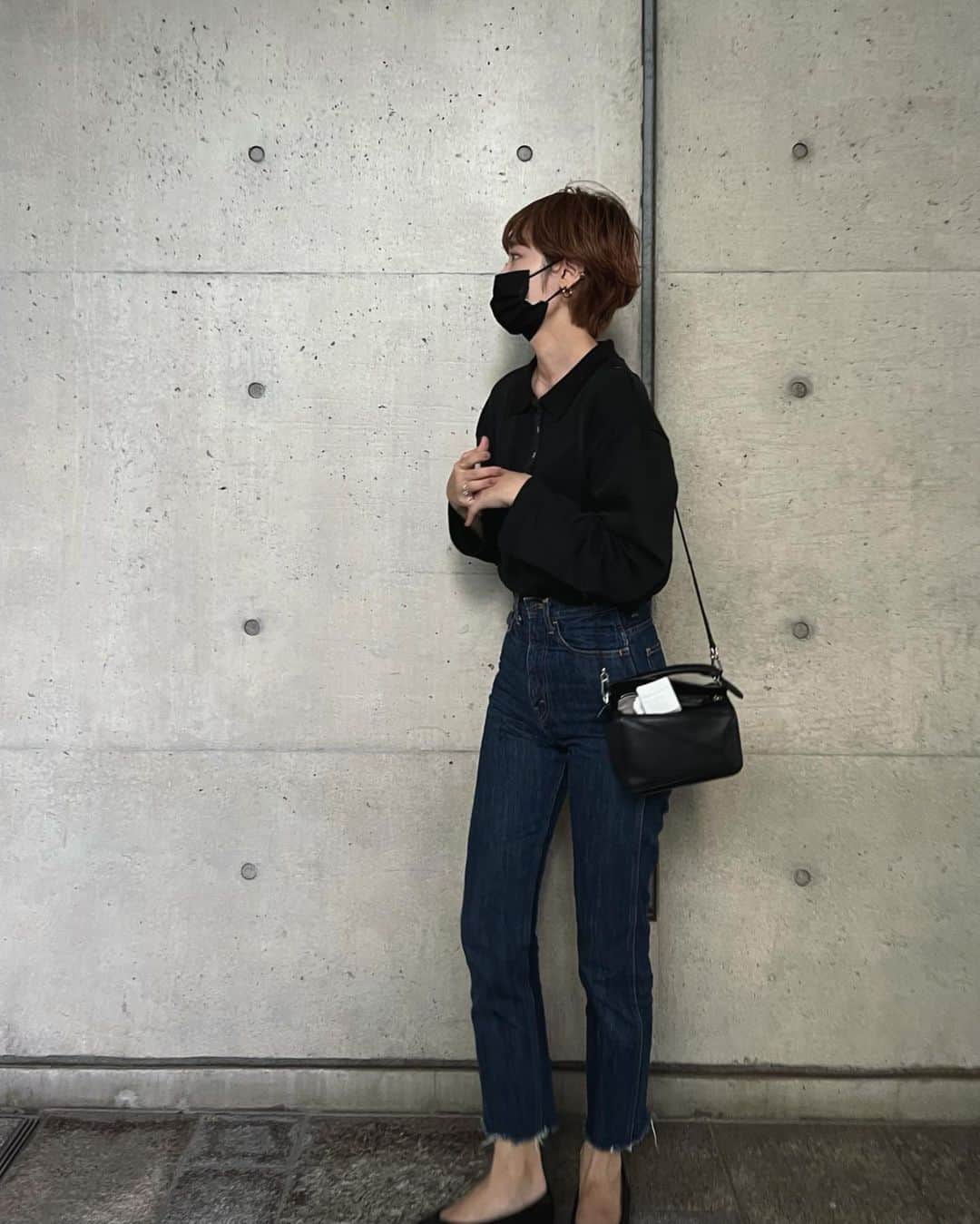 島居玲子のインスタグラム：「🤍 #rik👚👖」