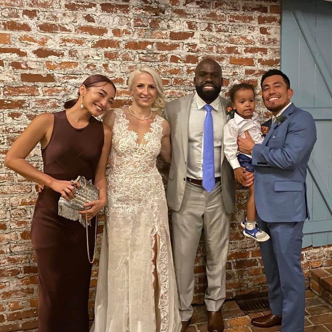 戸澤陽のインスタグラム：「Happy wedding day ❤️」