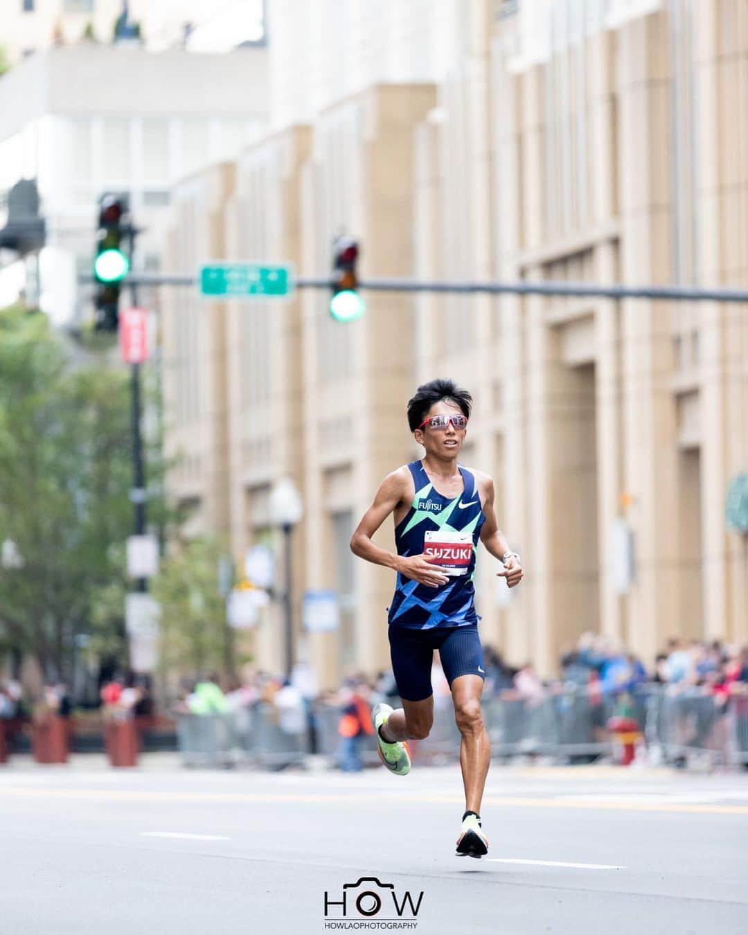 鈴木健吾のインスタグラム：「. Chicago marathon 2021  2:08'50  4th 結果を受け止めて再びトレーニングあるのみ。 本当に素晴らしい大会でした！!  Thank you CHICAGO🇺🇸🇺🇸🇺🇸 @chimarathon  I’ll be back.  📷Photo by @howlaophotography」