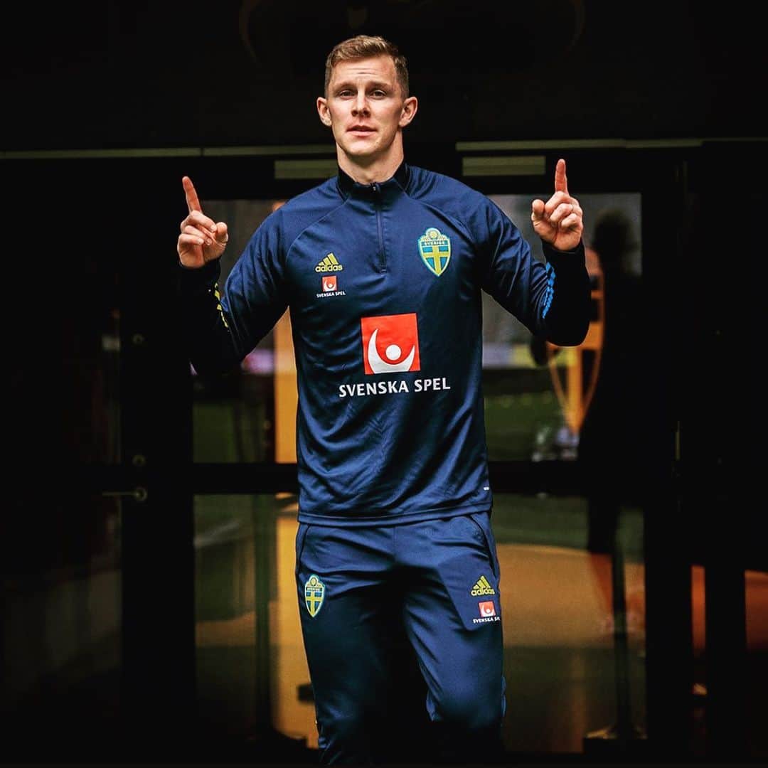 エミル・クラフトのインスタグラム：「Ready for tomorrow🇸🇪」