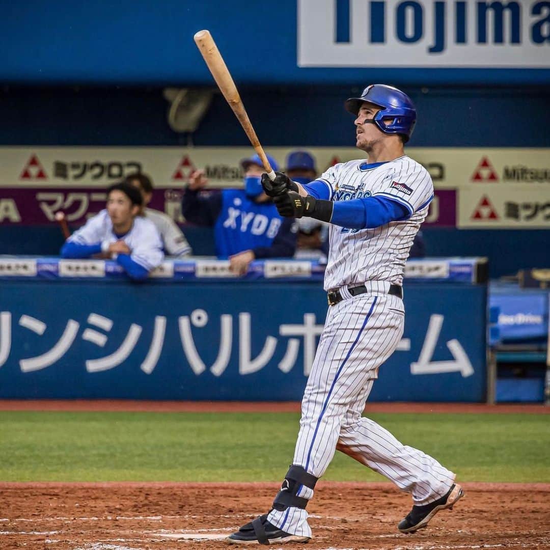 のインスタグラム：「Live for this 💪」