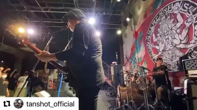 Larry のインスタグラム：「昨日の様子を少しですが 撮影 tan-shot」
