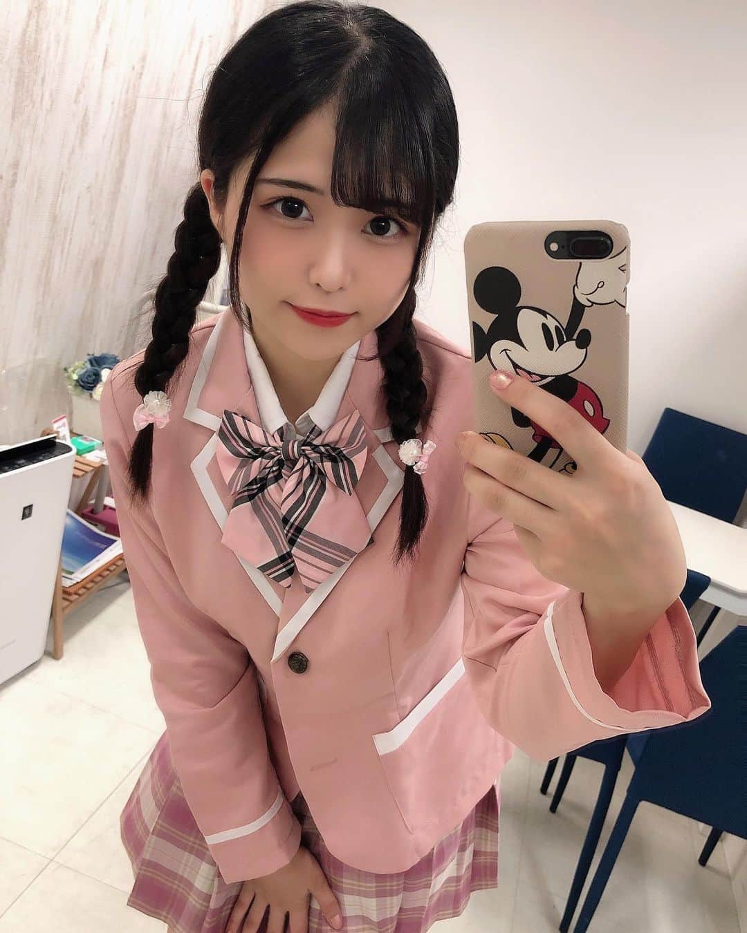 堀内玲さんのインスタグラム写真 - (堀内玲Instagram)「韓国風制服🎀  #gravure #gravureidol  #japaneseidol  #グラビア #グラドル  #インスタグラビア  #グラビアアイドル #巨乳#童顔 #ロリ  #asiangirls  #asiansexy #bikinimodel  #sexystyle #bikini #japanesegirl  #アイドル #コスプレイヤー#コスプレ #私服  #私服コーデ  #ブラックコーデ  #韓国ファッション  #中華  #韓国 #韓国風  #制服  #制服コーデ  #黒髪  #黒髪ロング」10月11日 16時24分 - horiuchi_rei