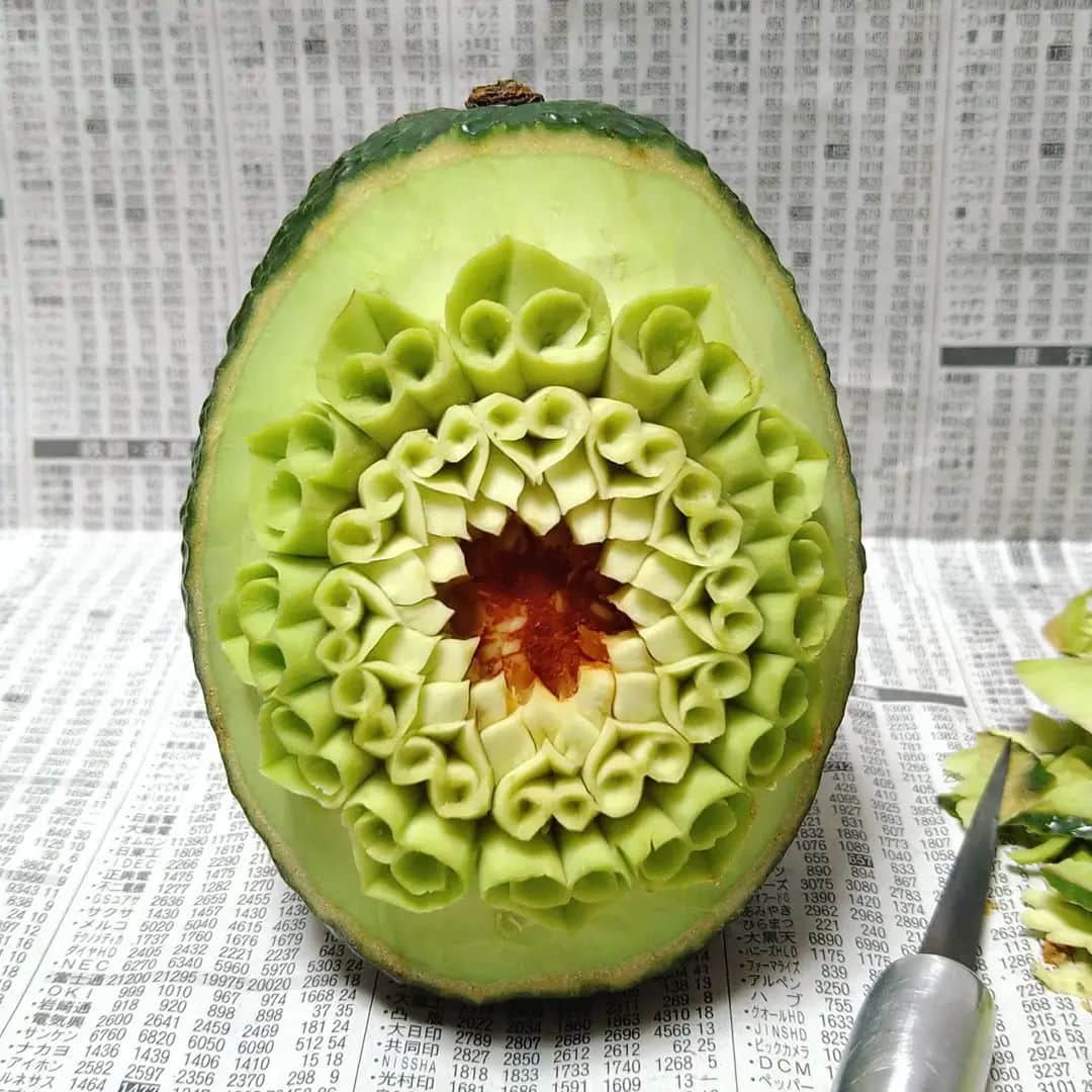gakuさんのインスタグラム写真 - (gakuInstagram)「🥑avocadocarving  #🥑#carving #avocado#avocadocarving #fruitcarving #fruit #野菜アート #野菜彫刻 #果物アート  #果物彫刻」10月11日 16時54分 - gakugakugakugakugaku1