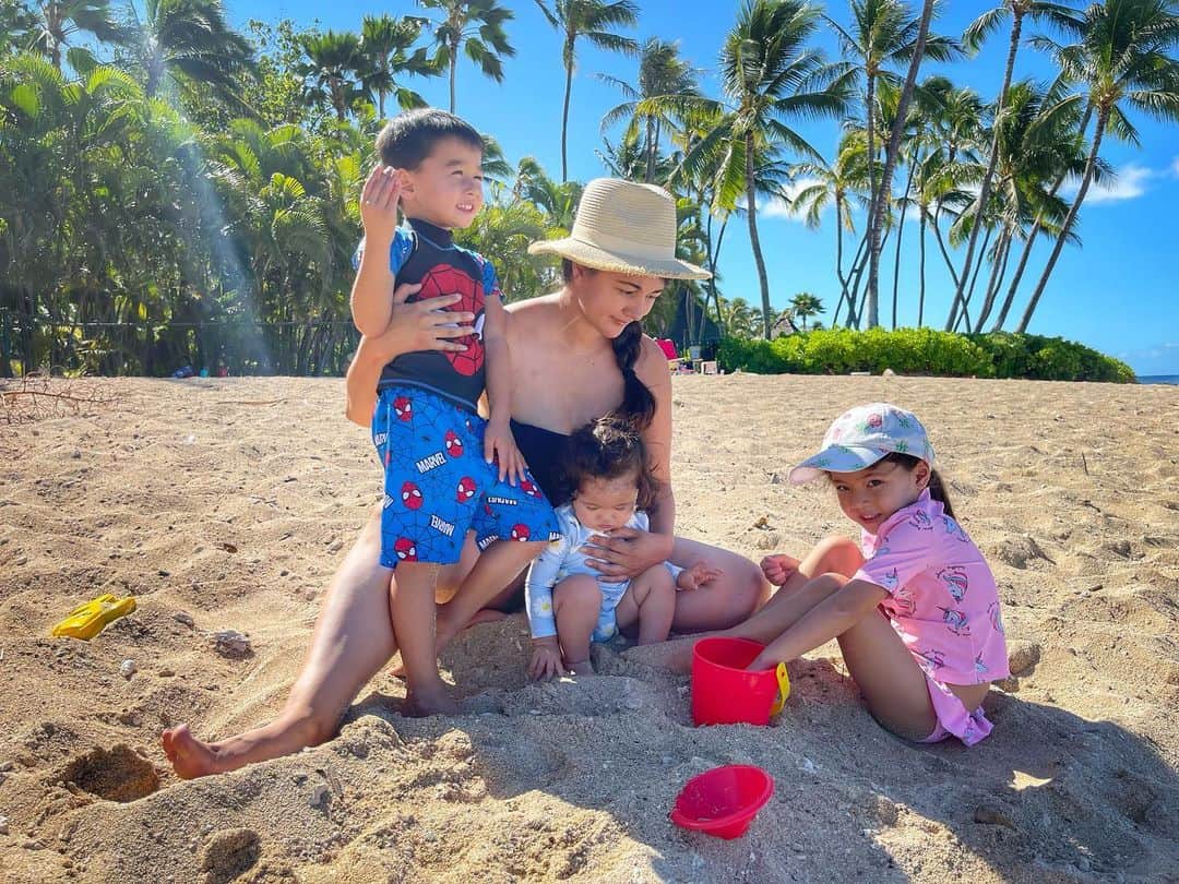 エリナ シルカのインスタグラム：「Paradise 🌴」