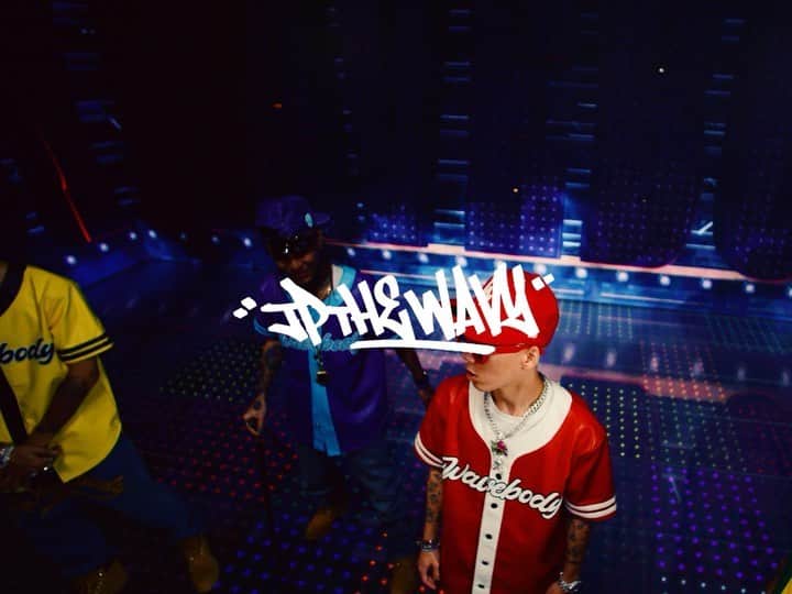 JP THE WAVYのインスタグラム：「WAVEBODY MUSIC VIDEO TOMORROW 9PM Y‘ALL READY??🌊」