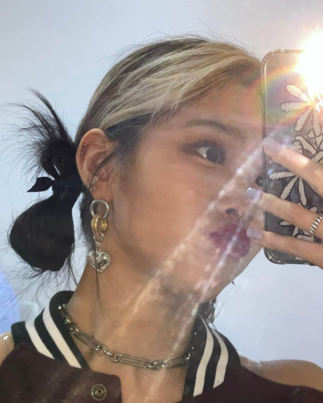 ITZYさんのインスタグラム写真 - (ITZYInstagram)「Bb」10月11日 19時14分 - itzy.all.in.us