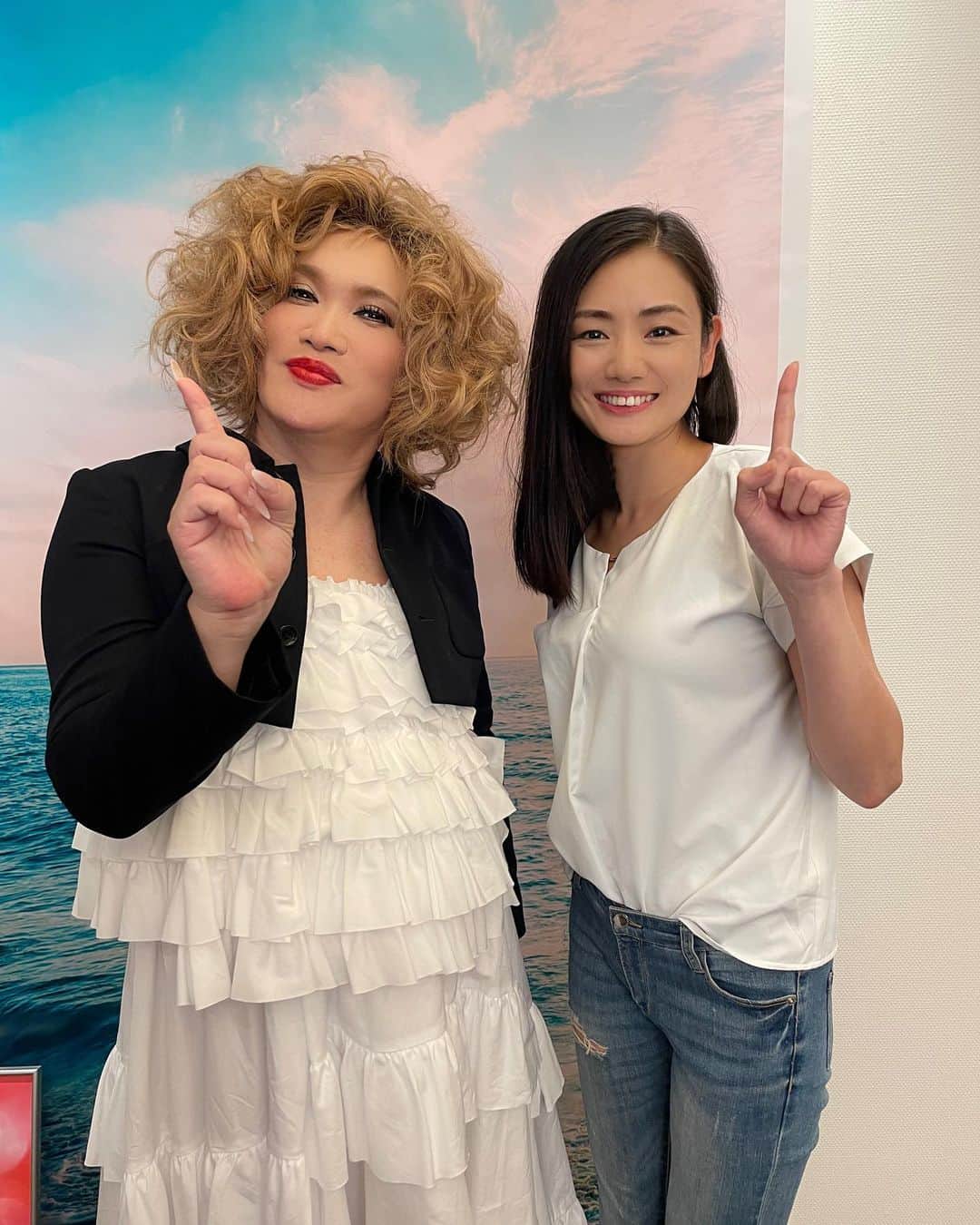片山萌美のインスタグラム：「☝️ 本日10月11日は  『警視庁強行犯係 樋口顕』 の 最新作『疑念』 今夜8時放送！🚨 みてくださいねー！  #ikko さん #moemikatayama」