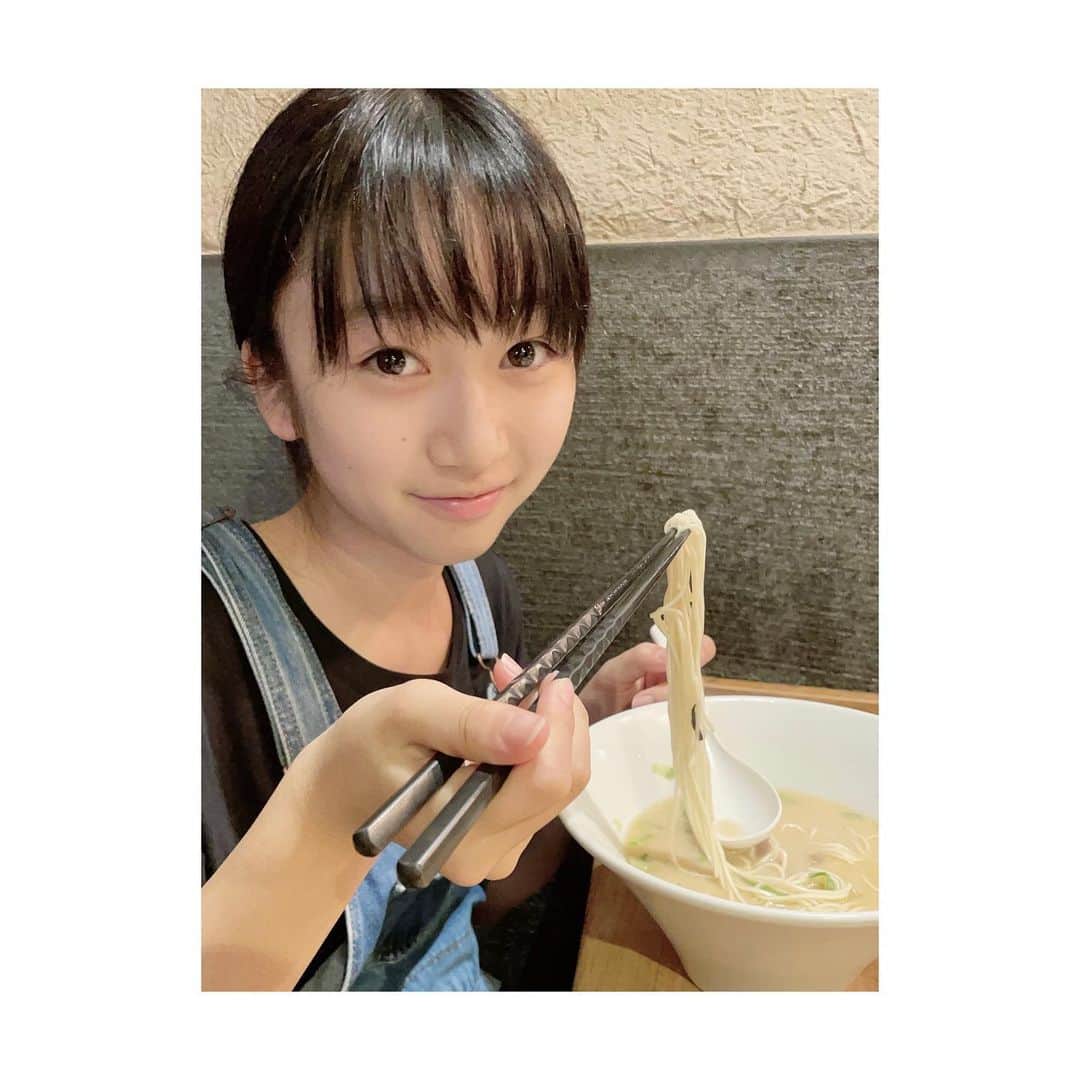横溝菜帆さんのインスタグラム写真 - (横溝菜帆Instagram)「🍜🍜🍜  細麺のこってりした とんこつラーメンが大好きです☺️  皆さんのおすすめのラーメンはありますか？？」10月11日 20時04分 - y_naho_te