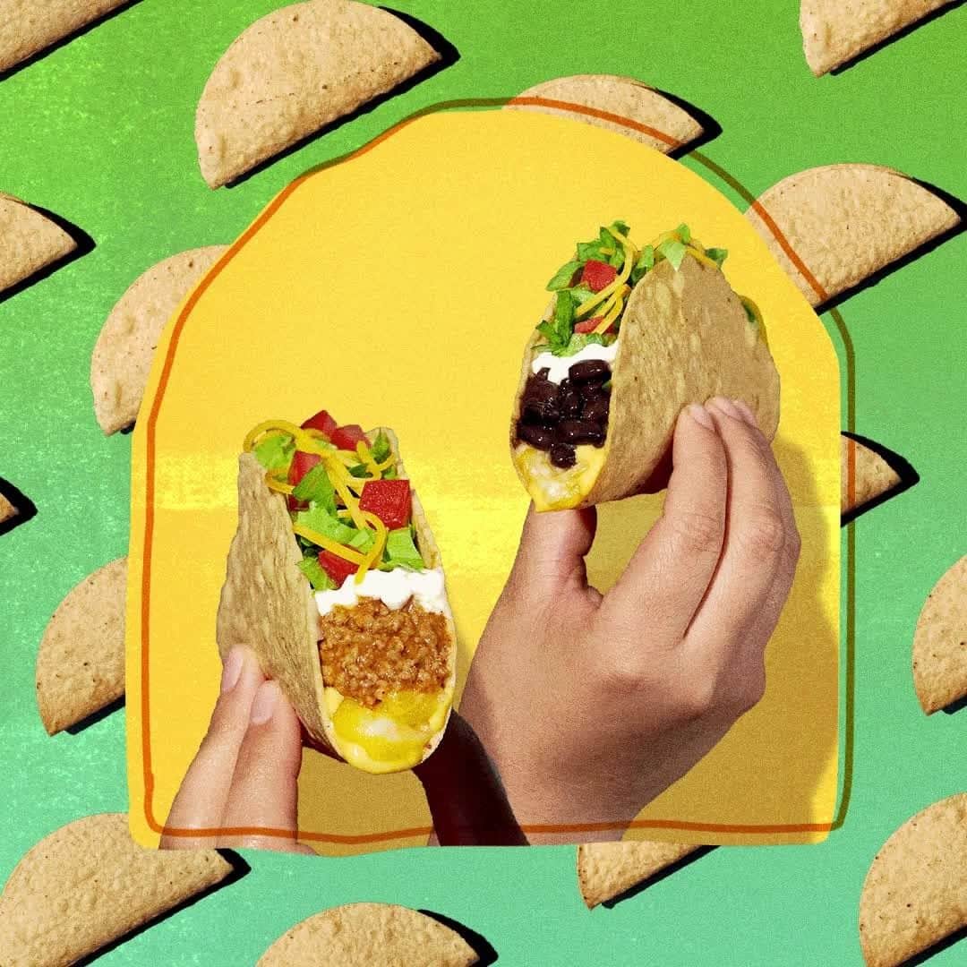 Taco Bellのインスタグラム：「Hidden melted cheese inside a taco shell. Clearly, not your average taco. It’s the Cantina Crispy Melt Taco.」