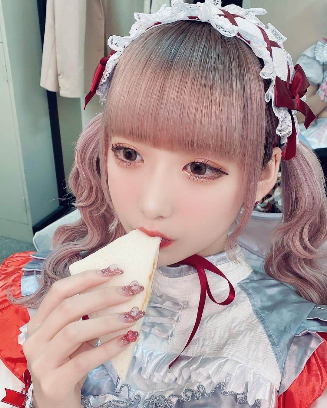 凸守すずのインスタグラム：「すき？」