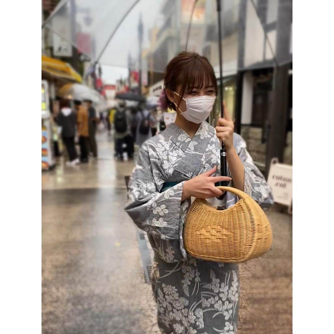 石川翔鈴さんのインスタグラム写真 - (石川翔鈴Instagram)「. 載せ忘れていた、オフショット。 雨でも楽しそうです👘☺︎ #よるのブランチ #東京韓流デート」10月12日 20時20分 - karen__i328