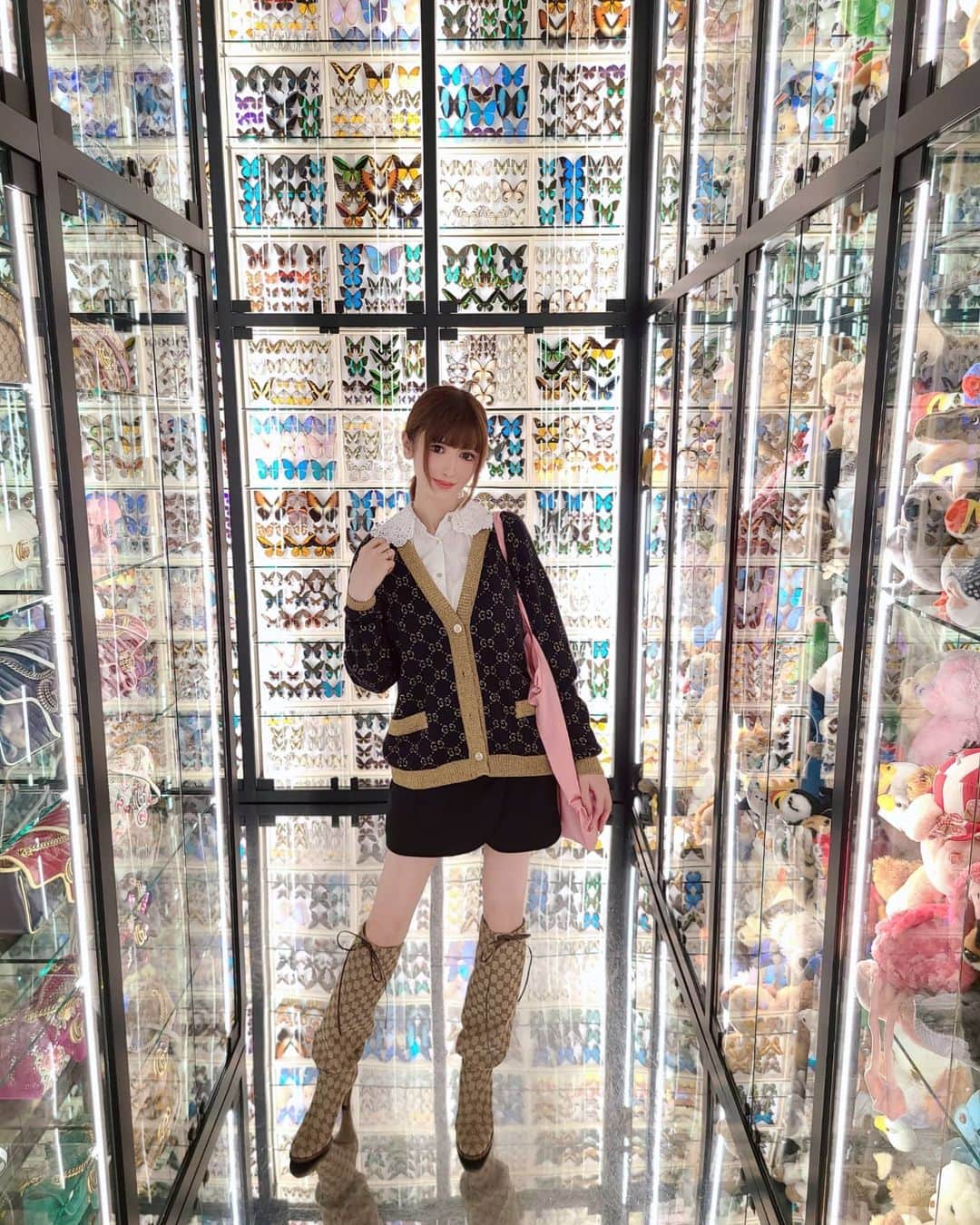 のインスタグラム：「GUCCI100周年のgucci-garden🥀 アレッサンドロ·ミケーレの 美しく斬新な世界観を体験させて頂きました🦋🦄🎀🌈🧸🐇🌟 @kingtokyooo　@hiro_79hello  ありがとうございました!! @gucci #guccigarden #gucci#guccigardenfirenze #guccigardentokyo #alessandromichele #guccibag」