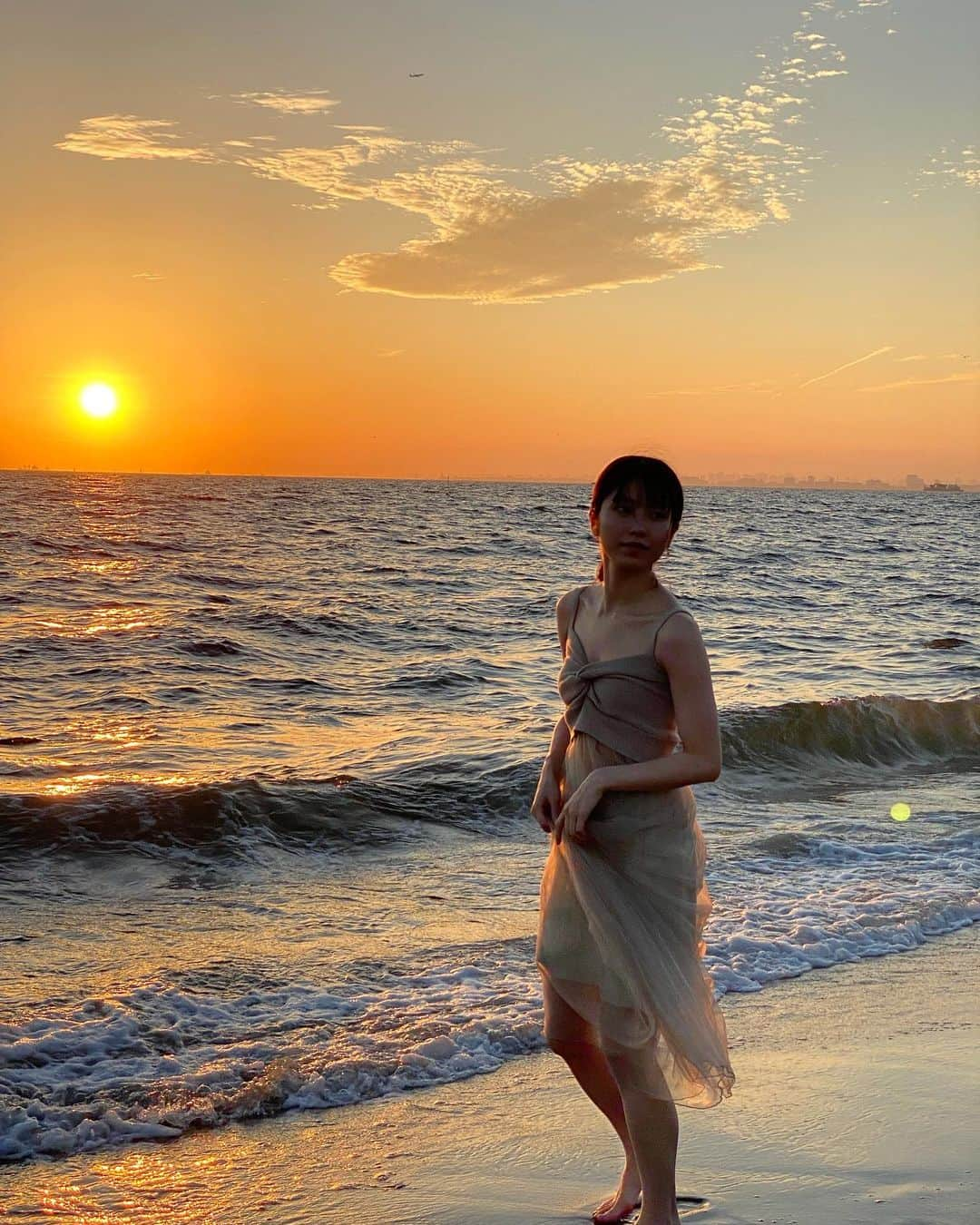 横山由依のインスタグラム：「🌊  #AKB48 #横山由依 #卒業メモリアルブック」