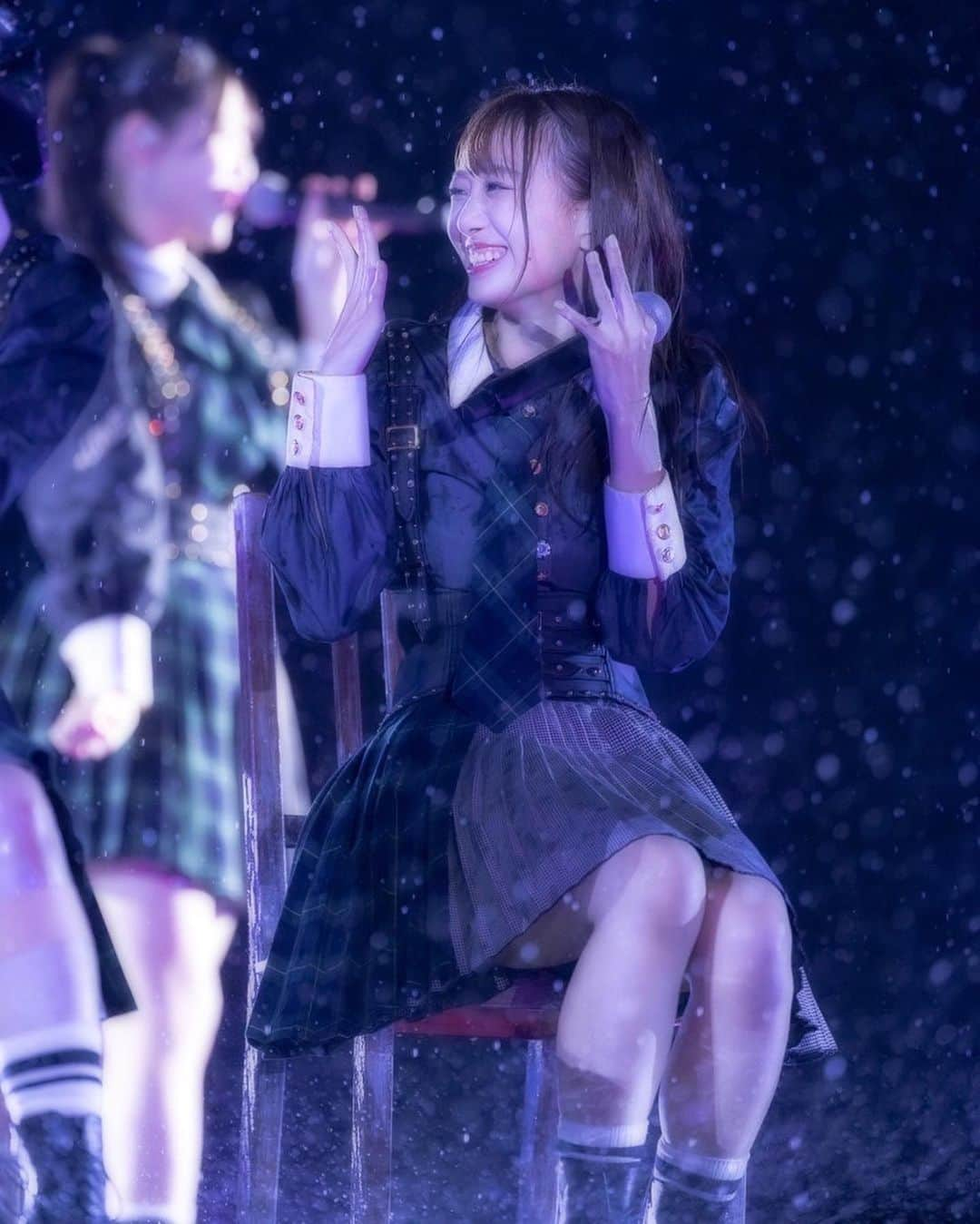 瀧脇笙古さんのインスタグラム写真 - (瀧脇笙古Instagram)「🌧天然放水🌧 ⁡ ⁡ ⁡ 雨も素敵に撮っていただいて ありがとうございます！ ⁡ ⁡ ⁡ #イコラブ #イコノイフェス2021」10月12日 23時56分 - takiwaki_shoko_