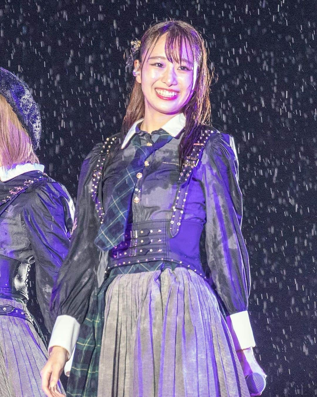 瀧脇笙古さんのインスタグラム写真 - (瀧脇笙古Instagram)「🌧天然放水🌧 ⁡ ⁡ ⁡ 雨も素敵に撮っていただいて ありがとうございます！ ⁡ ⁡ ⁡ #イコラブ #イコノイフェス2021」10月12日 23時56分 - takiwaki_shoko_