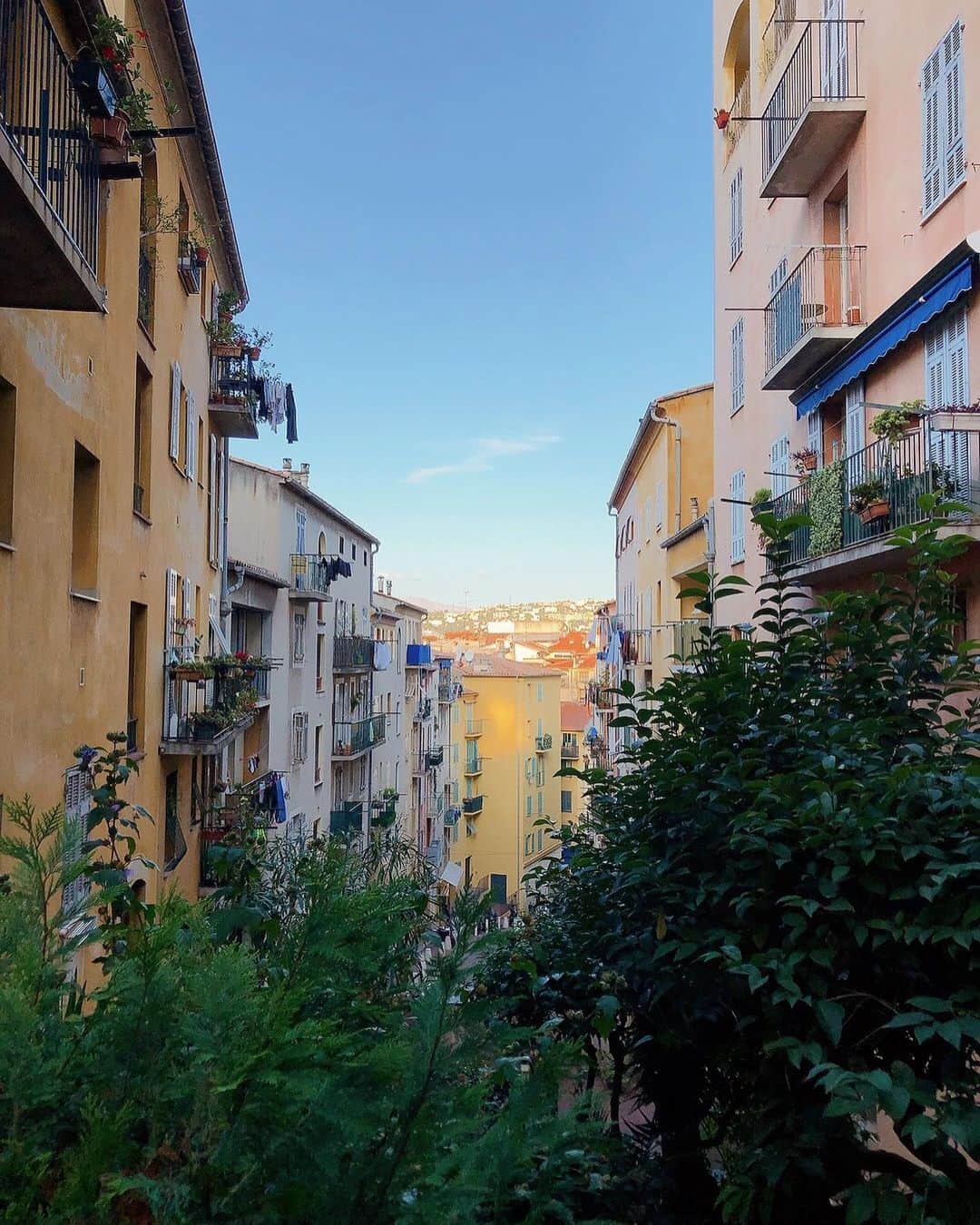 谷山響のインスタグラム：「Magnifique vue ✴︎  #nice #nicefrance #cotedazur #cotedazurfrance」