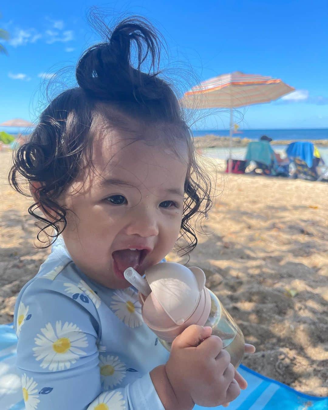 エリナ シルカのインスタグラム：「😆」