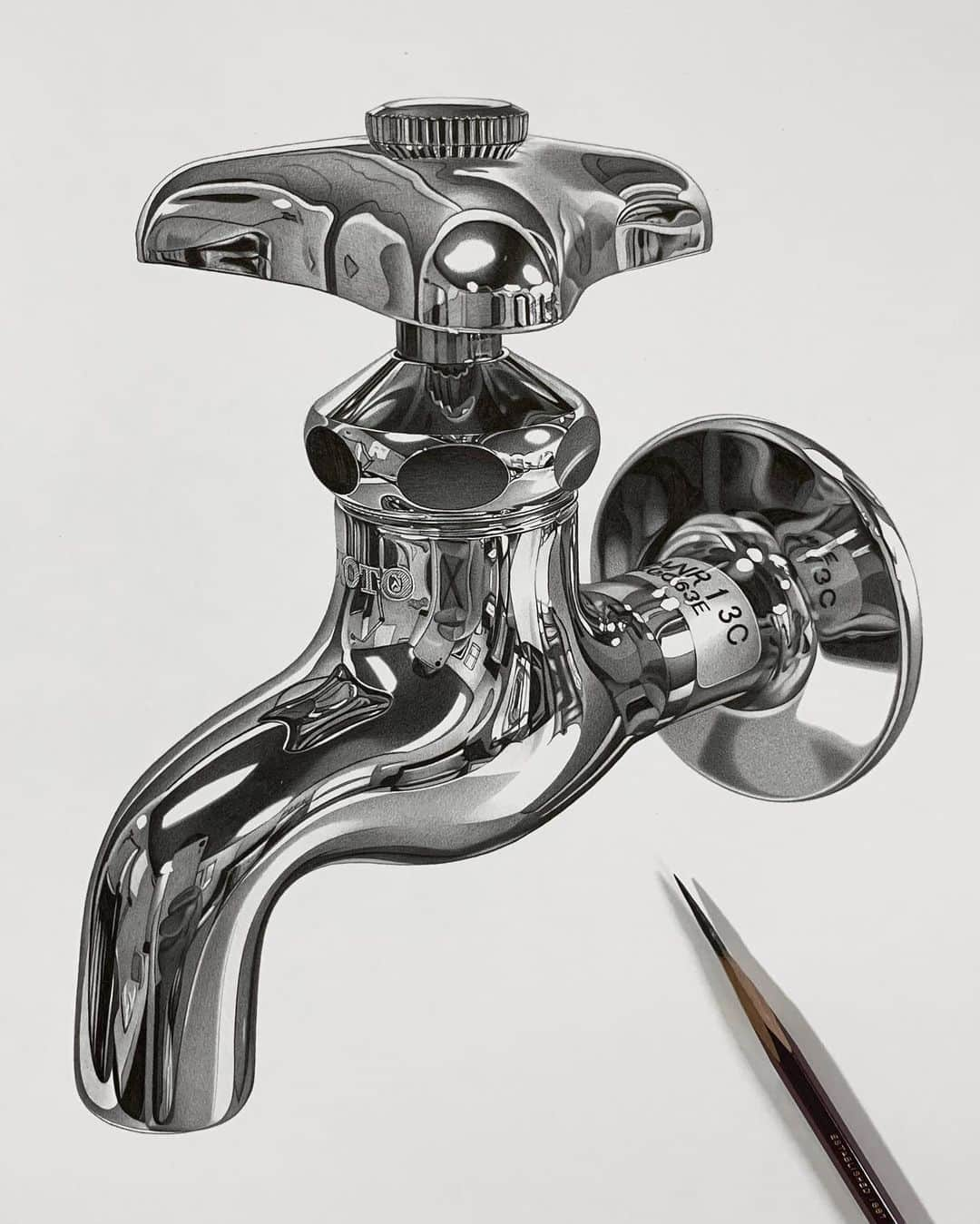 大森浩平のインスタグラム：「Finished, Pencil Drawing Faucet ! 鉛筆画、蛇口を描きました！  Uploaded a making video on YouTube. Link URL is in my profile. YouTubeに制作過程をアップしました。 プロフィールのURLから！  Please check out ↓ YouTube：大森 浩平・Kohei Ohmori Twitter：kohei6620 and ArtWork Shop  #蛇口 #faucet #pencildrawing #drawing #hyperrealism #realism #illustration #metallic #artwork #sketch #dessin #art #スーパーリアリズム #イラスト #デッサン #スケッチ #アート #鉛筆画 #写実画 #鉛筆 #絵」