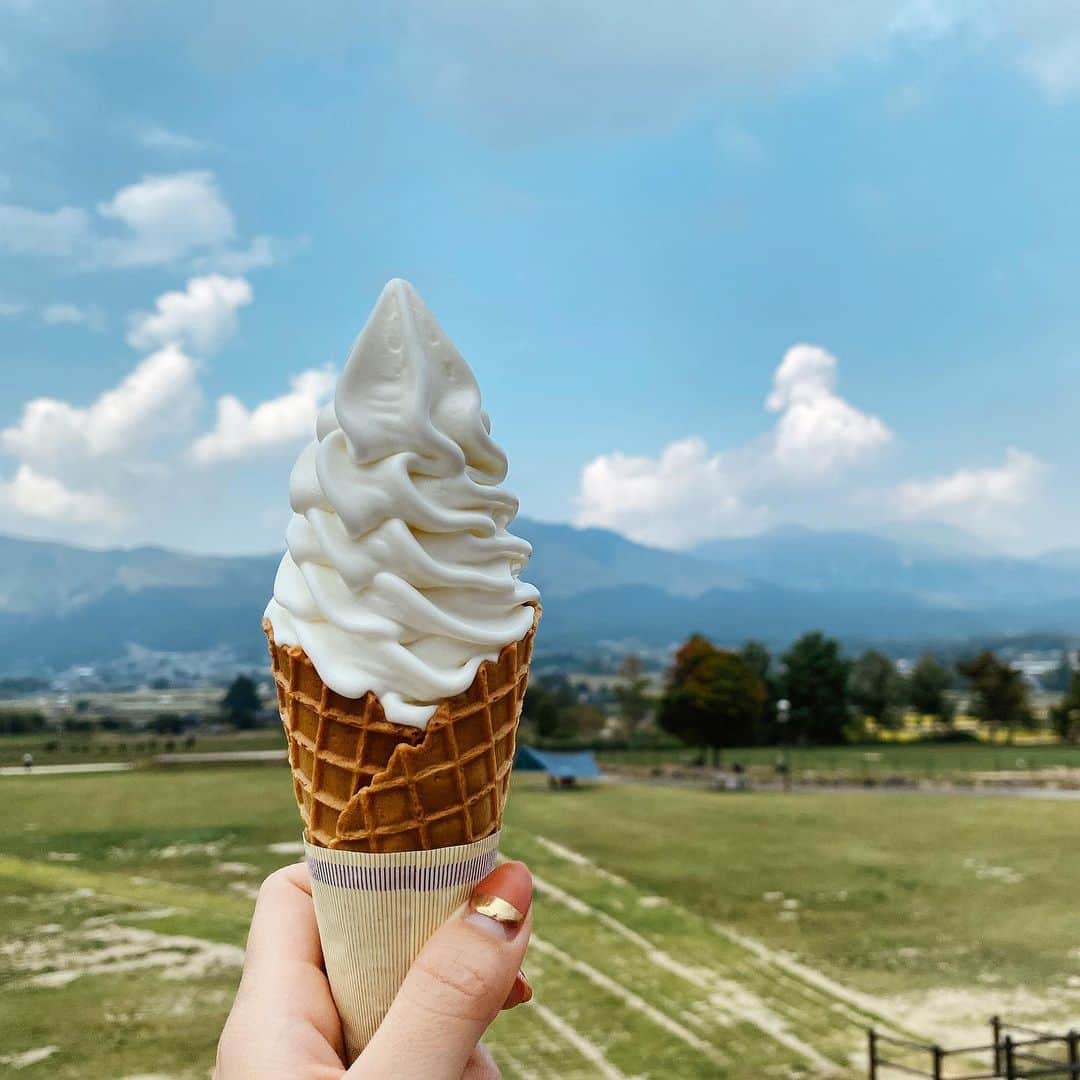 のインスタグラム：「そふと🍦自然がありがてぇ‥🥲🤲」