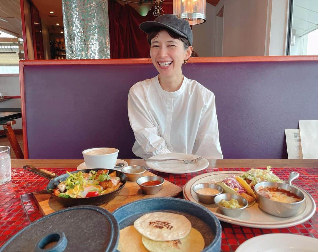 kazumiさんのインスタグラム写真 - (kazumiInstagram)「YouTube公開しました🌮 今回は初のvlog✨夫婦の朝時間😂 はじめてだらけの動画ですが ゆるゆる素を出しすぎております😑🤭 箸休めにご覧頂けたらうれしいです🙇🏻‍♀️✨🙏 . インスタストーリーからもとべます✈︎✈︎✈︎ #youtube#kazumiroom#初公開#夫婦の朝時間#メキシカン#朝ごはん#kazumiコラボ#studioCLIP」9月19日 21時31分 - kazumi0728