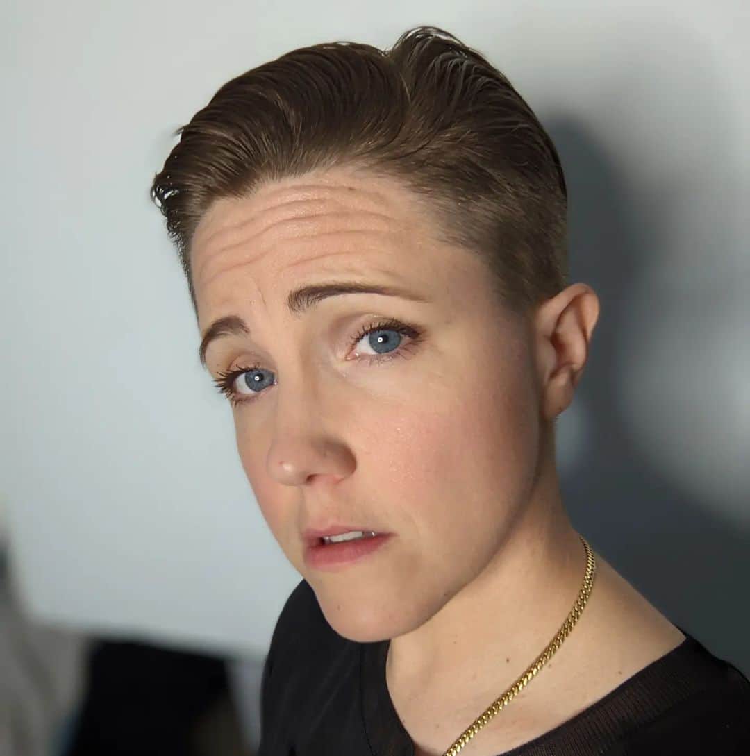 ハナー・ハートのインスタグラム：「no filter, all soft 😩」