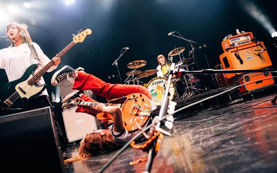 林萌々子のインスタグラム：「. 2021.9.20 @ Zepp Fukuoka THE NINTH APOLLO pre "1993"  ありがとうございました！  photo by @__tpwbo  #無断転載引用だみだよ」