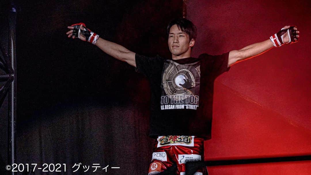 グッティーのインスタグラム：「ㅤ ㅤ 「TO THE TOP　#RIZINバンタム級JAPAN_GP 」 ㅤ #朝倉海 選手 #RIZIN30 #グッティー写真」