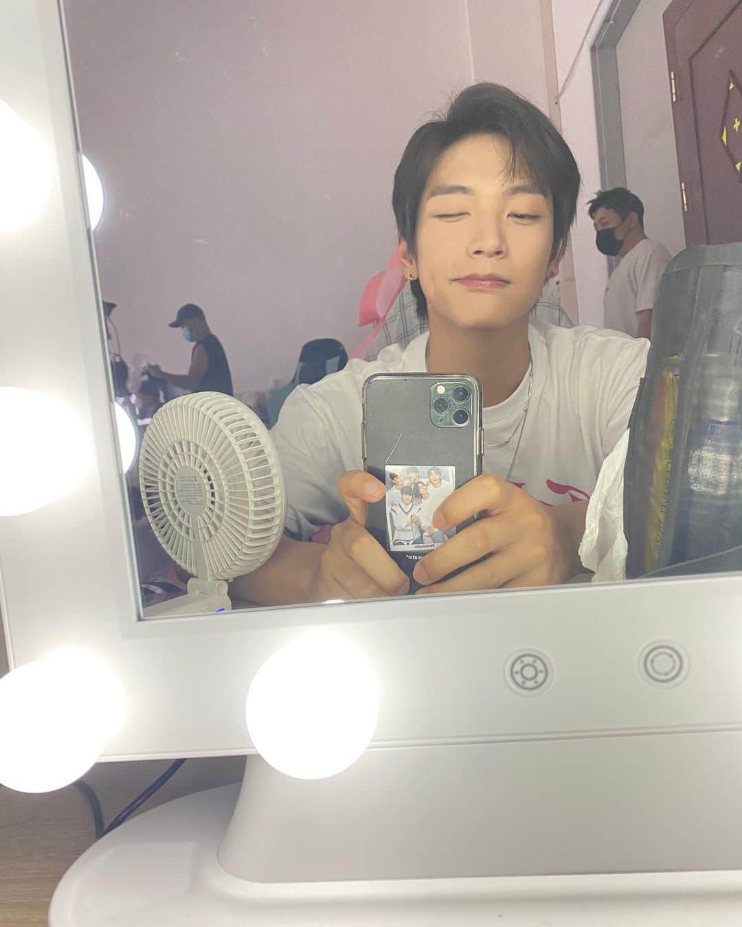 ジェヒョンさんのインスタグラム写真 - (ジェヒョンInstagram)「즐추🥰 . . . #엔플라잉 #NFlying #김재현 #즐거운 #추석 #보내세요 #저 #이제 #건강해요 #ps #사진은 #로드오브히어로즈 #커버 #촬영시절」9月20日 22時56分 - _.kimjaehyun._