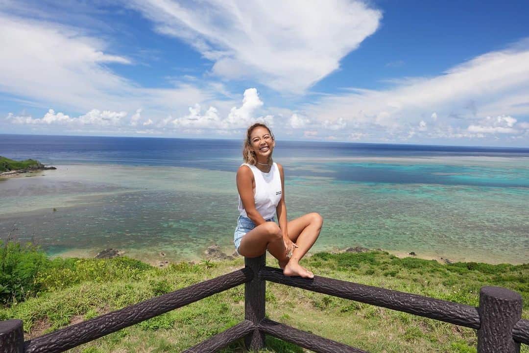 菅又菜摘（ナツ）のインスタグラム：「Happy birthday to me🧒🏽🎂 31歳✌🏾みんなお祝いLINEやメッセージありがとう💛 今日は夏も戻って来てhappy🌻ままありがとう！」