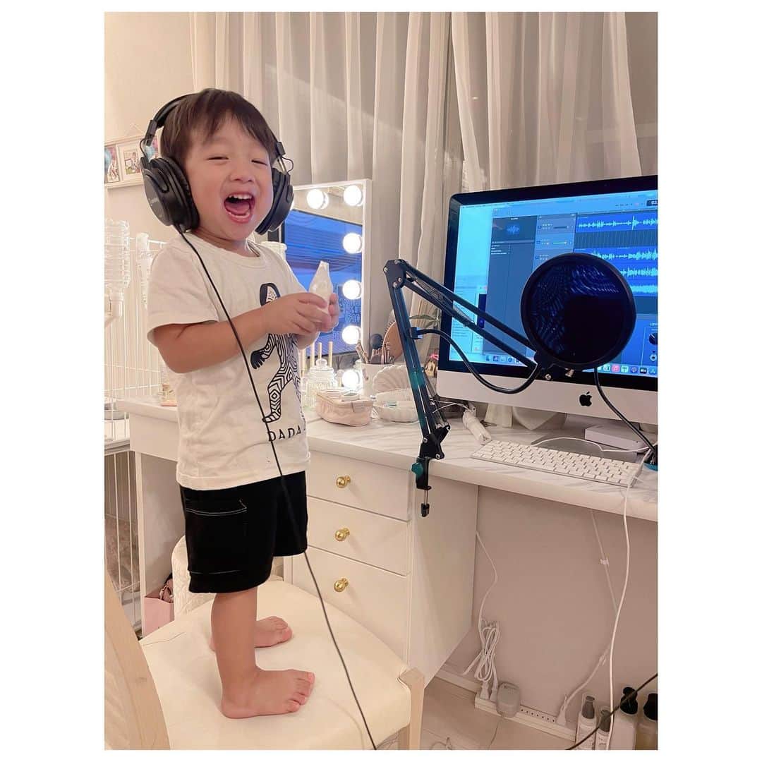 辻希美さんのインスタグラム写真 - (辻希美Instagram)「将来は歌手かな⁇💕笑。」9月21日 0時31分 - tsujinozomi_official